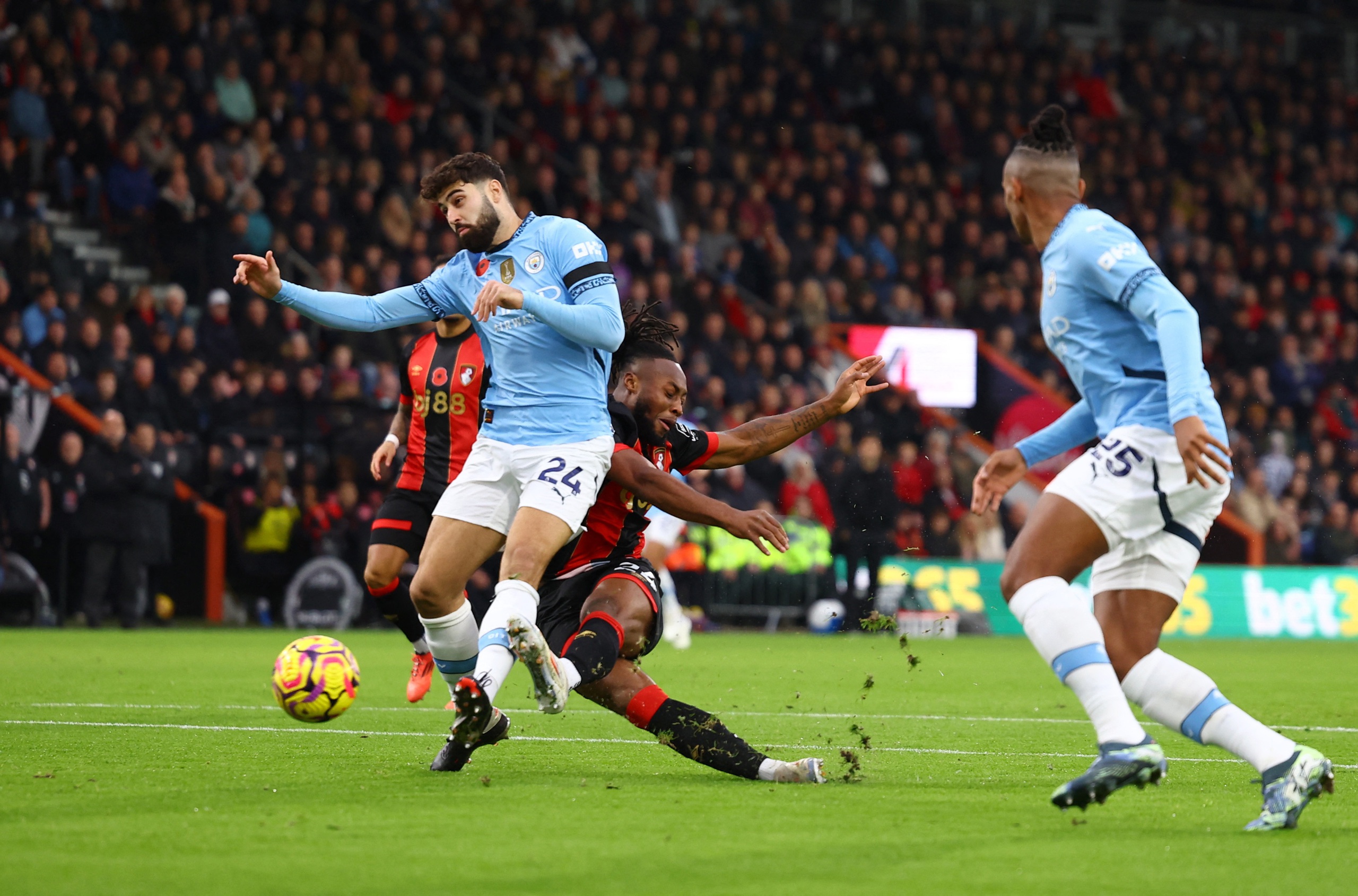 Man City và Arsenal đều thua sốc, Liverpool ngược dòng ca khúc khải hoàn- Ảnh 9.